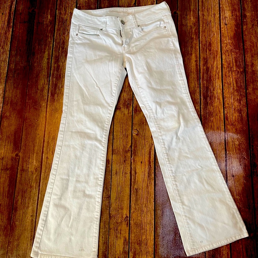 American Eagle original boot cut stretch size 6 white